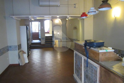 Foto Negozio in via Chiantigiana, Firenze Chiantigiana - Ponte a Ema