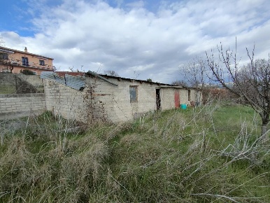 Foto Laboratorio in VIA COLLESAPONE ALTA, L'Aquila Torretta - Torrione