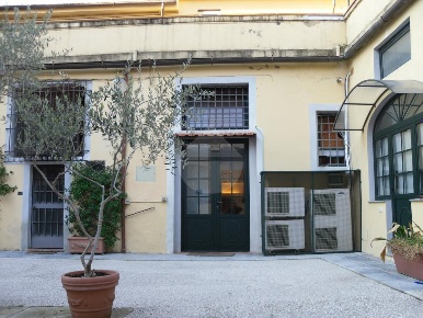 Foto Laboratorio in Via Luca Landucci, Firenze di 170 m² con 2 locali