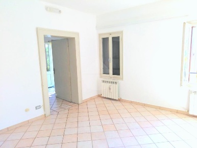 Foto Ufficio in Via Silvestri, Rovigo di 100 m² con 3 locali in affitto