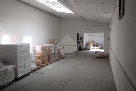Foto Laboratorio in Via Reginaldo Giuliani, Firenze di 235 m² con 3 locali
