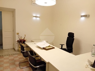 Foto Ufficio in VIA FAA' DI BRUNO, Roma di 20 m² in affitto