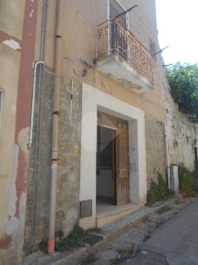 Foto Casa indipendente in Via Rosolino Pilo, Vita di 90 m² con 5 locali