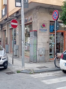 Foto Negozio in Giordano Bruno, Messina di 43 m² con 1 locali in vendita