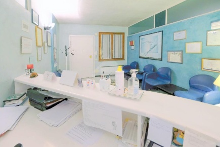 Foto Ufficio in Via Gino Piva, Rovigo di 114 m² con 7 locali in vendita