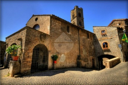 Foto Laboratorio in via campana, Ronciglione di 80 m² in vendita