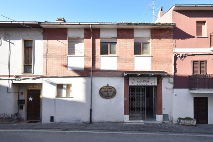 Foto Hotel in Via Roma, Bomba Centro di 800 m² con 11 locali in vendita