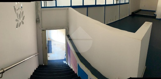 Foto Negozio in Ilaria Alpi, Pescara di 93 m² con 3 locali in affitto