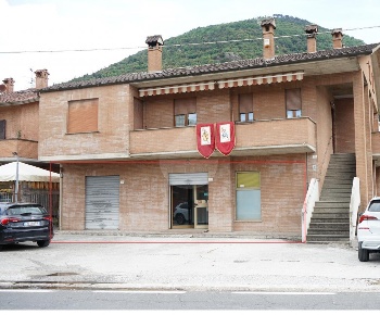 Foto Ufficio in LOCALITA' CASMORCIA, Gubbio Semonte Casamorcia di 112 m²
