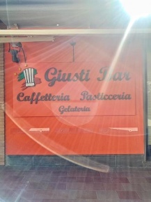 Foto Negozio in via verentana, Montefiascone di 270 m² in vendita