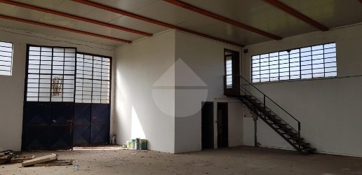 Foto Negozio in Via Romana, Altopascio Badia Pozzeveri, Le Corti di 800 m²