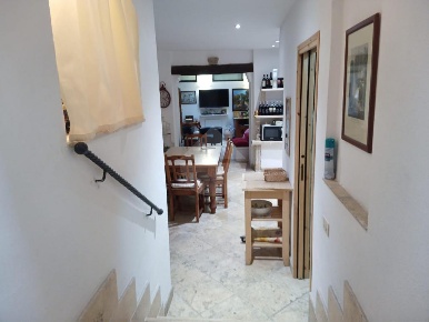 Foto Laboratorio in via del Riserraglio, Tivoli Centro Storico di 57 m²