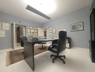 Foto Ufficio in Via Umberto I, Foligno Centro Storico di 170 m² in vendita