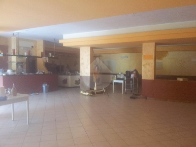 Foto Negozio in Via Nazionale, Carolei di 197 m² con 2 locali in vendita