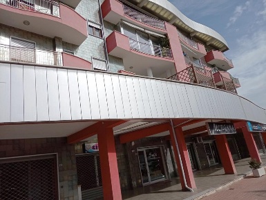 Foto Negozio in via Trieste, Montalto Uffugo di 73 m² con 1 locali