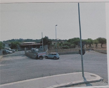 Foto Locale commerciale in -, Scicli di 89 m² con 2 locali in vendita