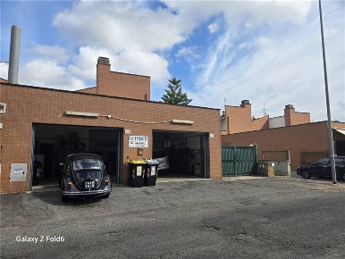 Foto Negozio in -, Roma Acilia di 92 m² con 1 locali in vendita