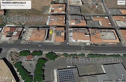 Foto Attività commerciale in V.le DEI FIORI, Biancavilla di 220 m²