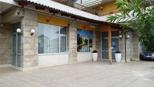 Foto Attività commerciale in -, San Nicandro Garganico di 300 m² in vendita