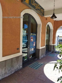 Foto Ufficio in -, Giarre Centro di 90 m² con 3 locali in affitto
