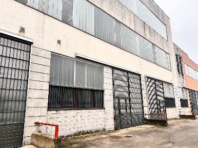 Foto Magazzino in Via Nilde Iotti  Snc, Pieve Emanuele Centro di 150 m²