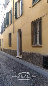 Foto Ufficio a Mantova Centro di 70 m² con 3 locali in affitto