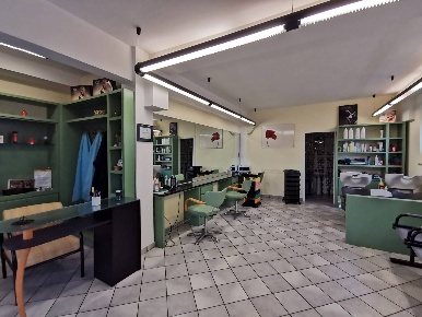 Foto Locale commerciale a Monteriggioni San Martino di 48 m² con 1 locali