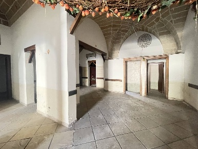 Foto Locale commerciale in Via Massaglia 108, Lecce Rudiae - Casermette