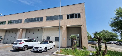 Foto Laboratorio a Cesena Diegaro di 544 m² con 1 locali in vendita
