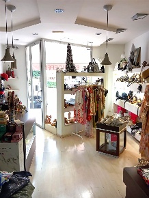 Foto Attività commerciale in via dell'alberaccio, Prato Galciana di 50 m²