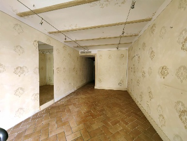 Foto Negozio in corso gramsci 170, Pistoia Centro Storico di 65 m²