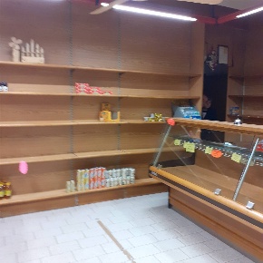 Foto Attività commerciale a Poggio Rusco Centro di 200 m² con 1 locali