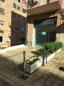 Foto Attività commerciale a Agrigento di 140 m² con 1 locali in vendita