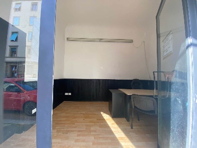 Foto Negozio a Firenze Mazzini - Oberdan di 18 m² con 1 locali in vendita