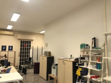 Foto Negozio a Empoli di 50 m² con 1 locali in affitto