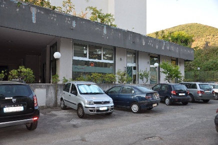 Foto Negozio a Salerno Arbostella - Arechi di 230 m² con 6 locali