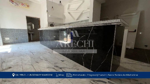 Foto Negozio a Salerno Pastena - Pastena Alta di 50 m² con 1 locali