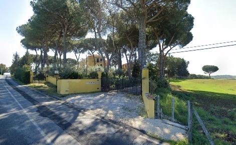 Foto Laboratorio in via della neve  209, Palombara Sabina di 138 m²