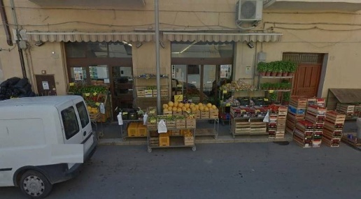 Foto Negozio a Mazara del Vallo Via Marsala, Piazza Macello di 200 m²