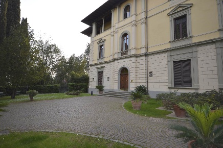 Foto Ufficio in via Trieste, Firenze Bolognese di 170 m² con 4 locali