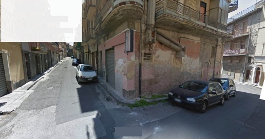 Foto Attività commerciale in VIA G. AMENDOLA, Lentini di 80 m² con 1 locali