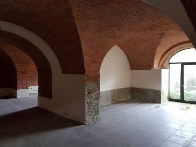 Foto Ufficio a Pescia Veneri di 100 m² con 2 locali in vendita