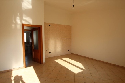 Foto Ufficio in via di cave, Foggia Villaggio Artigiani - Via Manfredonia