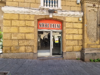 Foto Locale commerciale in corso vittorio emanuele 96, Caltanissetta Centro