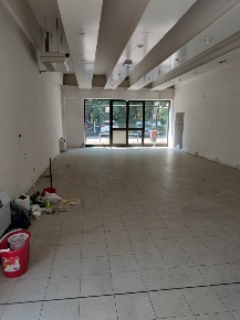 Foto Negozio a Modena Baggiovara di 250 m² con 2 locali in affitto