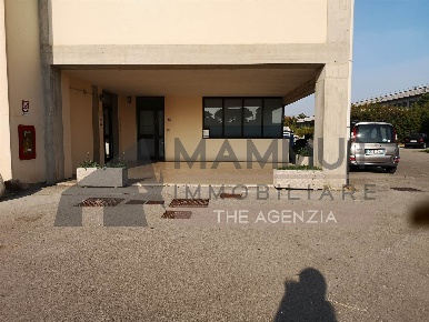 Foto Laboratorio a Scandicci Via Pisana di 113 m² con 1 locali in affitto