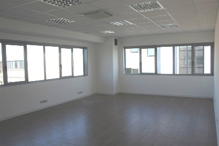 Foto Ufficio a Guidonia Montecelio Poggio Fiorito di 45 m² con 1 locali