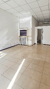 Foto Negozio a Novi di Modena di 25 m² con 1 locali in affitto