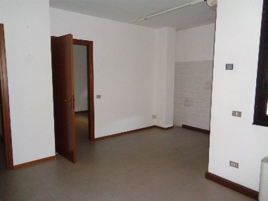 Foto Ufficio a Correggio di 60 m² con 1 locali in affitto