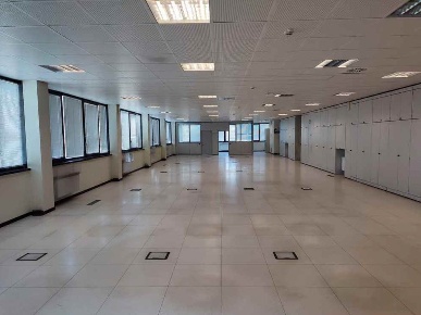 Foto Ufficio a Peschiera Borromeo Bettola Zelo Foramagno di 1340 m²